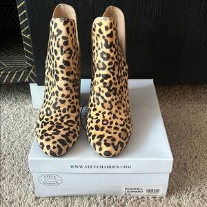 Steve Madden Leopard Print Women's Shoes (Size 9.5)
